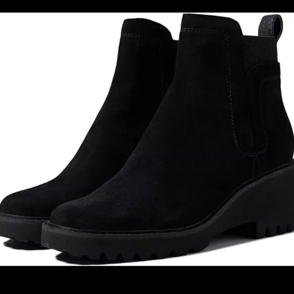 Dolce Vita H20 black suede ankle booties waterproof size 11.
